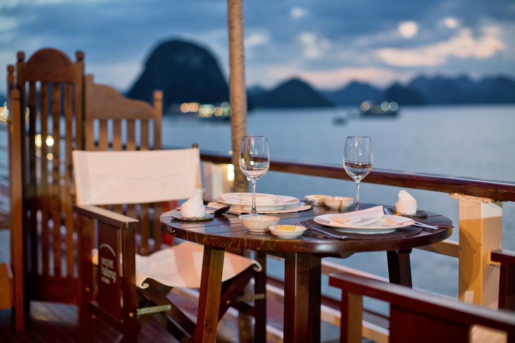 Secret Halong Cruise Hotel Ha Long Exterior photo